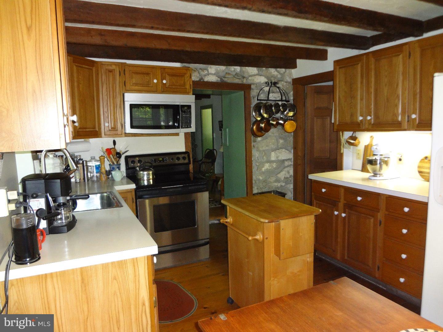 135 New Road Elverson, PA 19520 - Photo 4 of 20 Gallery Image 4