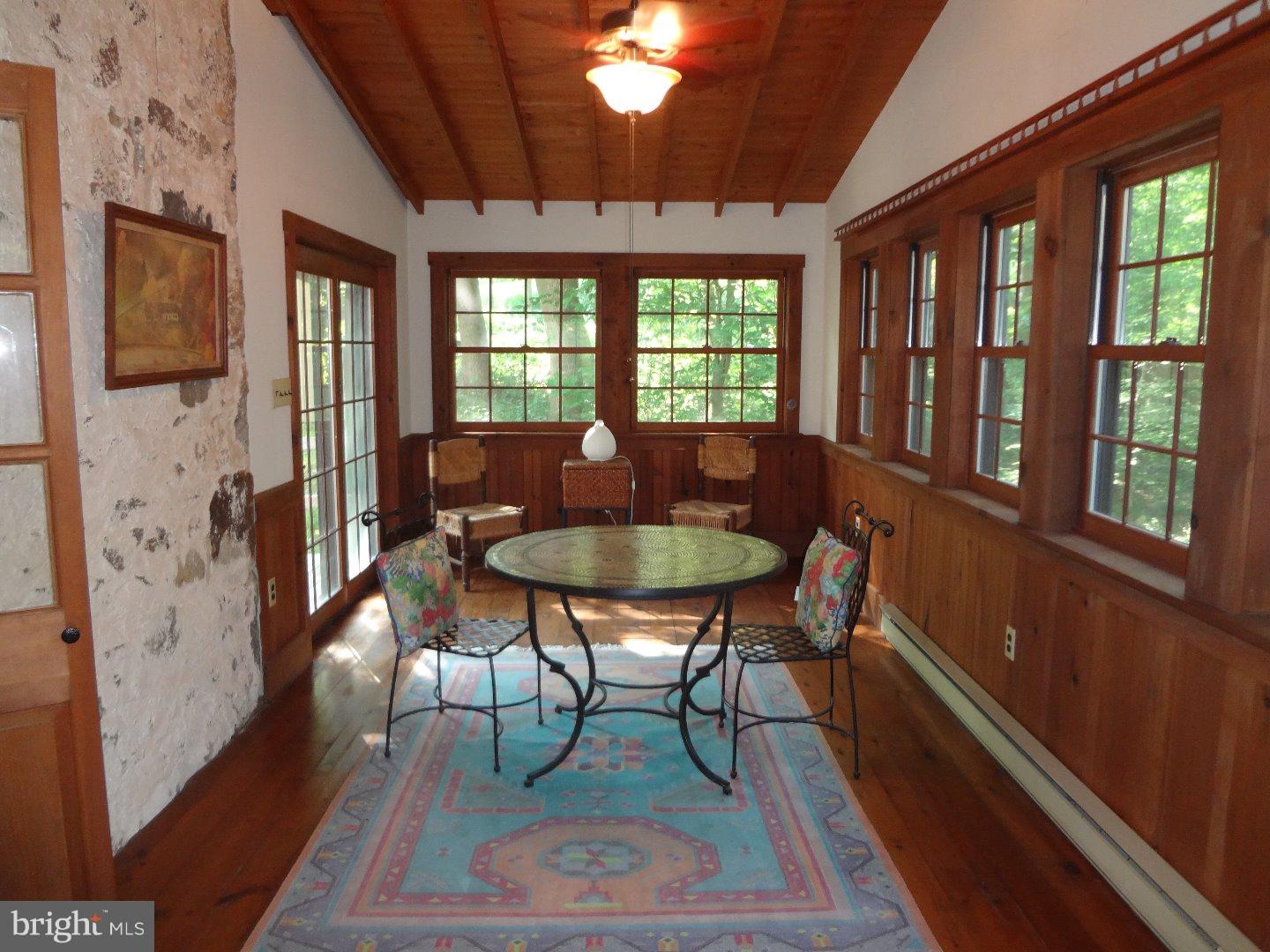 135 New Road Elverson, PA 19520 - Photo 5 of 20 Gallery Image 5