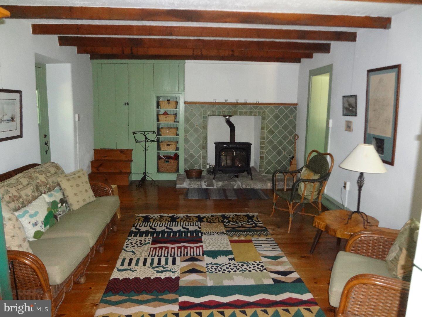135 New Road Elverson, PA 19520 - Photo 6 of 20 Gallery Image 6