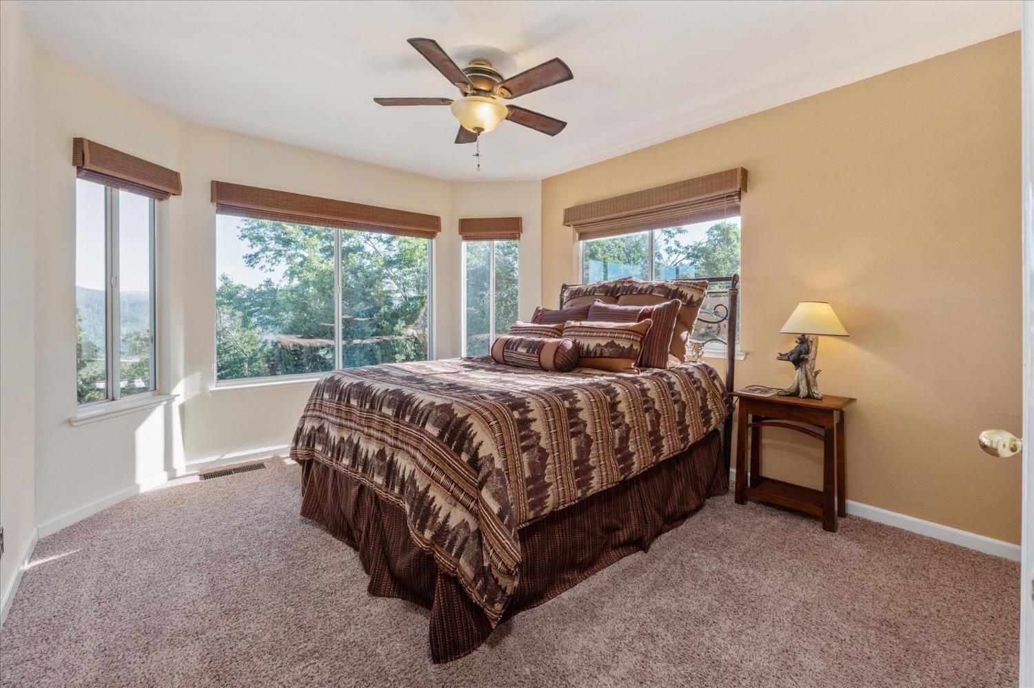 4480 Foster Court Murphys, CA 95247 - Photo 19 of 57 Guest room.