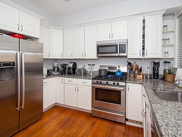 115 Walnut Street, Unit 2 Brookline, MA 02445 - Photo 3 of 19 Gallery Image 3
