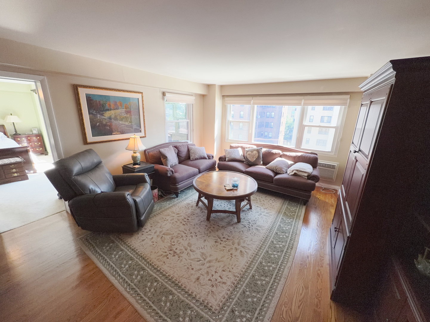 2909 North Sheridan Road, Unit 602 Chicago, IL 60657 - Photo 6 of 22 Gallery Image 6