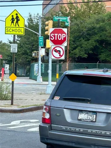 $649,000 | 1476 Arnow Avenue | Pelham Gardens