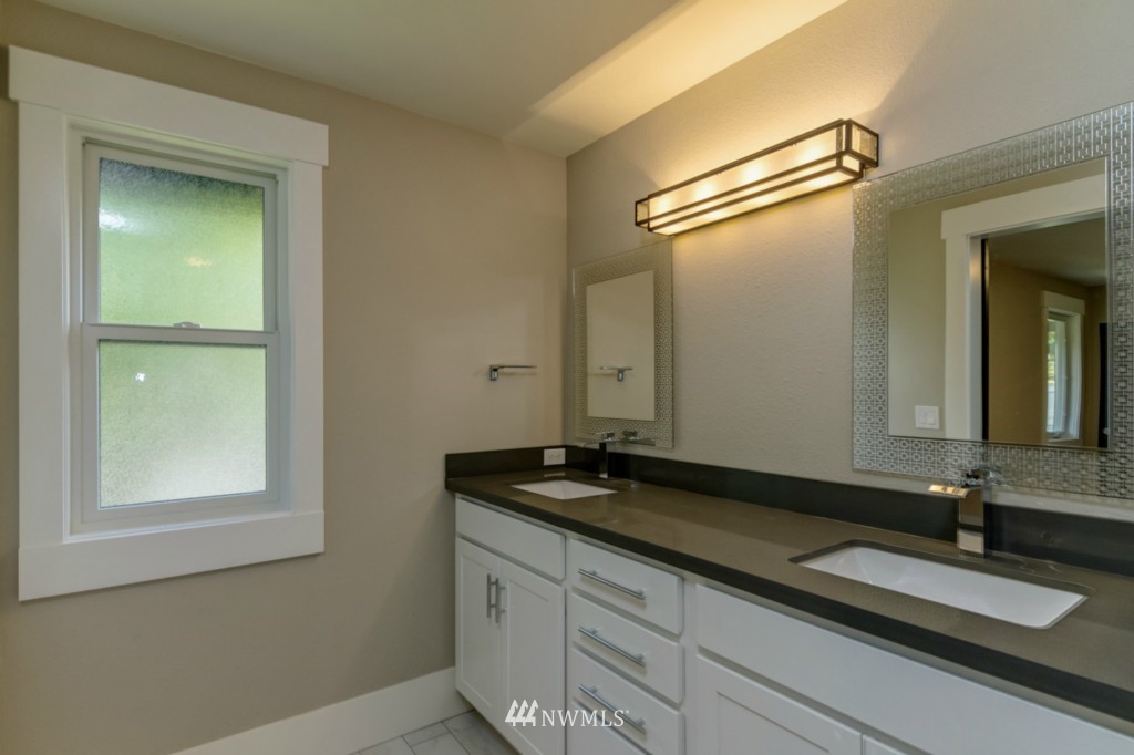 501 Cypress Road Bellingham, WA 98225 - Photo 13 of 24
