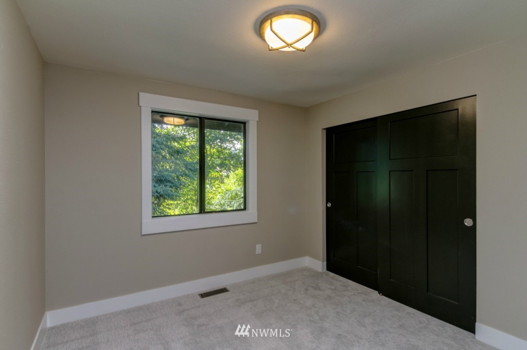501 Cypress Road Bellingham, WA 98225 - Photo 15 of 24