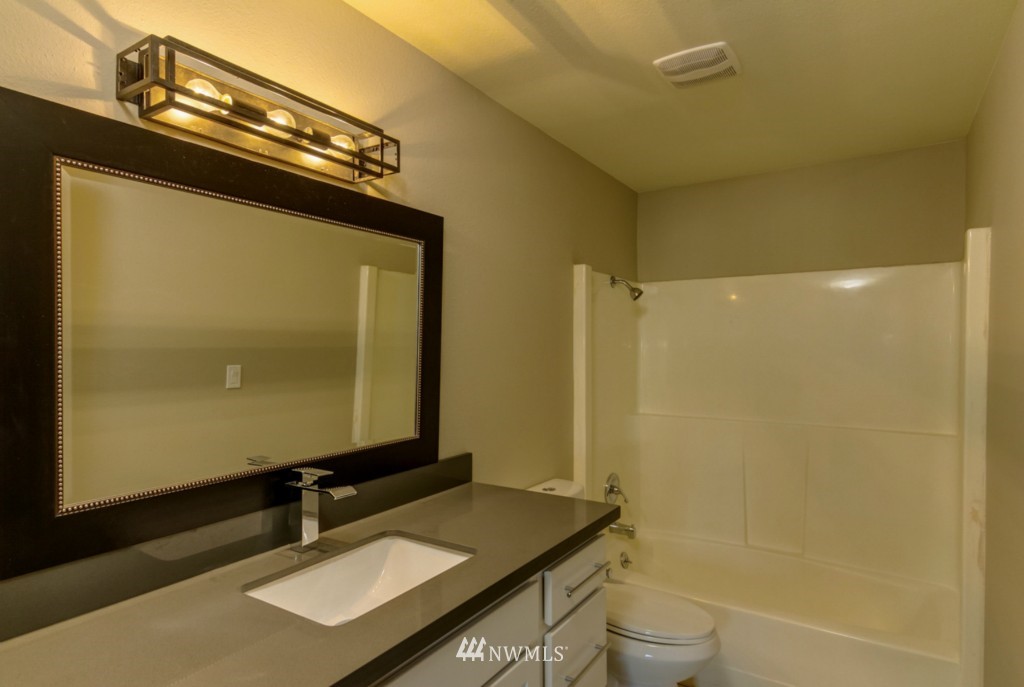 501 Cypress Road Bellingham, WA 98225 - Photo 17 of 24