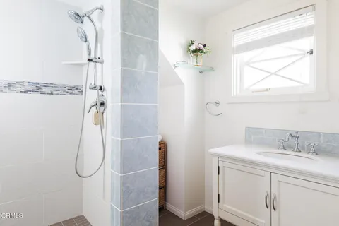 $3,250,000 | 10785 Weyburn Avenue, Los Angeles, CA 90024