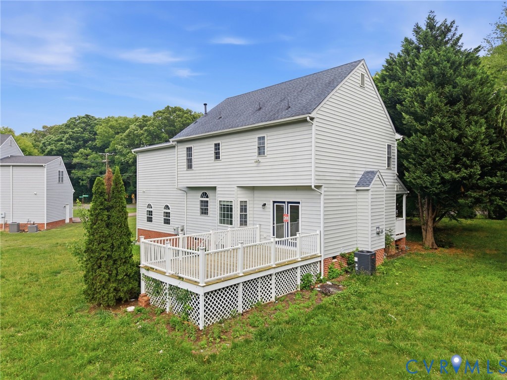4180 Innesbrook Road Glen Allen, VA 23060 - Photo 6 of 54 Rear exterior featuring a spacious white deck with