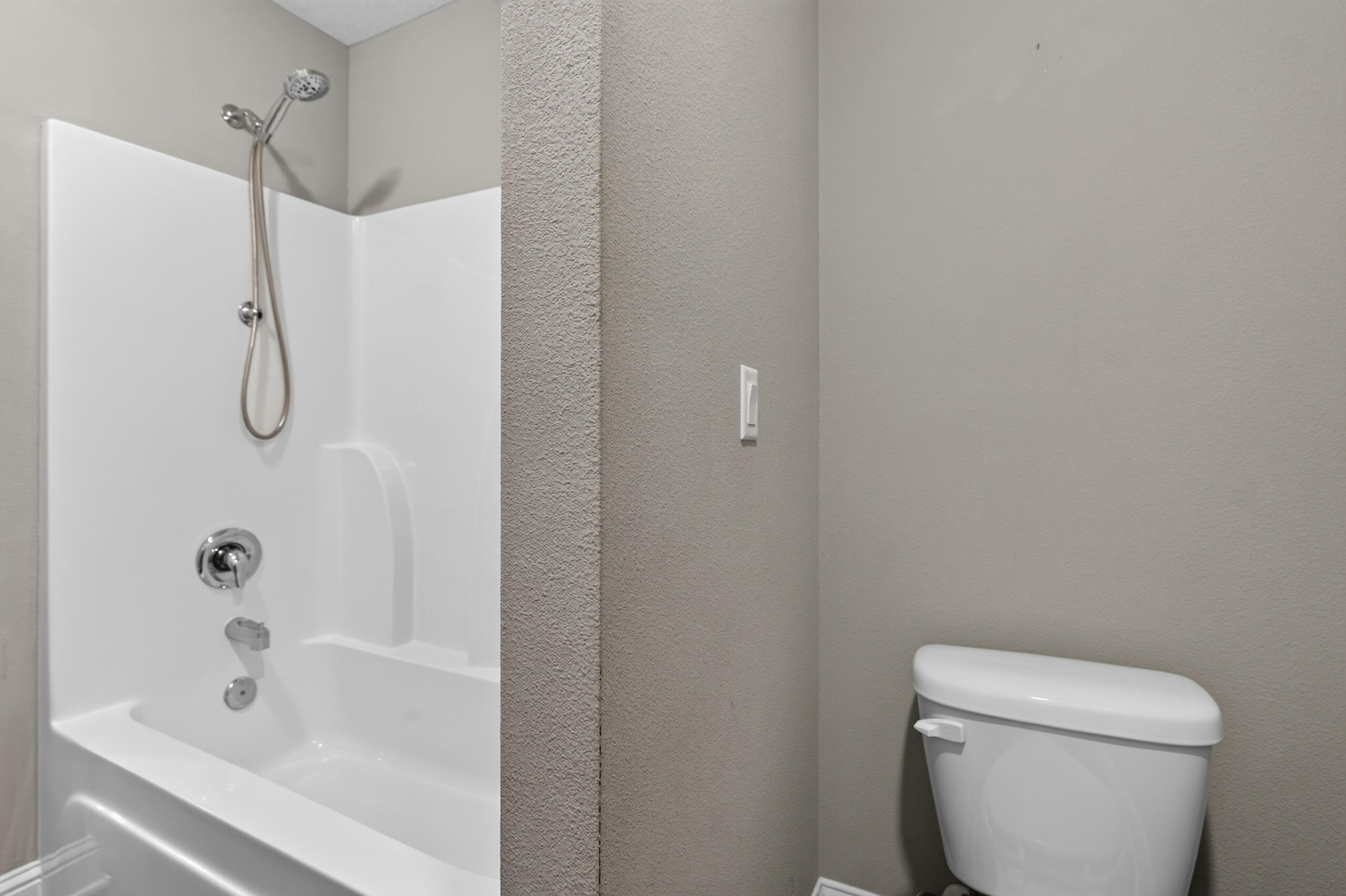 9150 Ridge Road Navarre, FL 32566 - Photo 43 of 66 Full bathroom