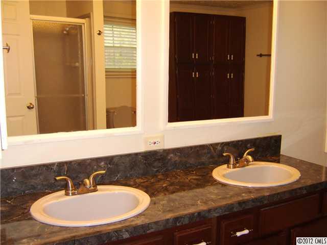 6536 Griffin Road Lancaster, SC 29720 - Photo 10 of 15 Gallery Image 10