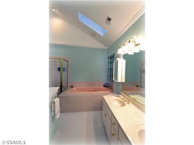 14301 Winter Ridge Lane Midlothian, VA 23113 - Photo 9 of 16 Gallery Image 9