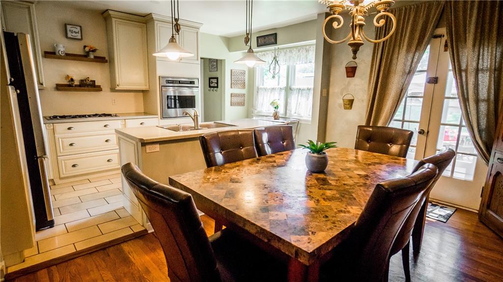 119 Teakwood Road Butler, PA 16001 - Photo 11 of 25 Alluring Accessible 15x10 Dining Room