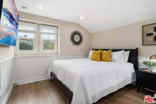 $13,950 | 22711 Margarita Drive, Woodland Hills, CA 91364