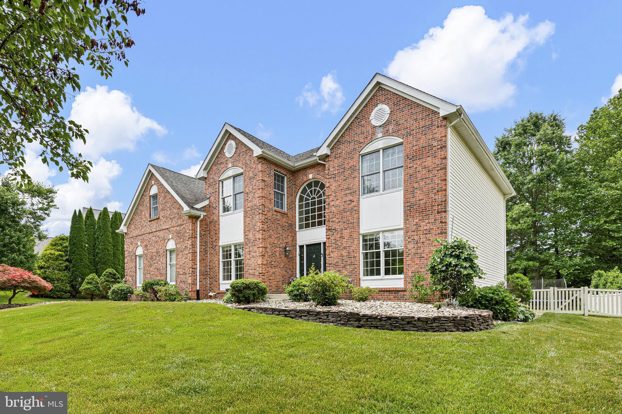 737 Meadowbank Road Kennett Square, PA 19348 - Photo 1 of 52 Welcome to 732 Meadowbank Road