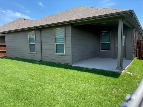 $2,750 | 15537 Putney Way, Fort Worth, TX 76247