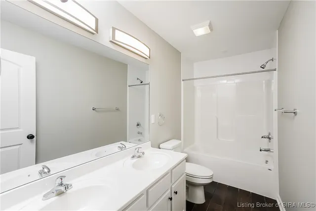 $1,815 | 2066 South Sarah Drive, Jeffersonville, IN 47130