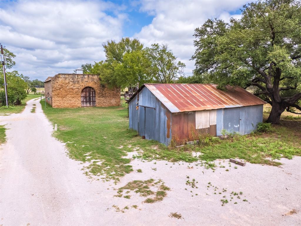 400 Old Comanche Road Early, TX 76802 - Photo 30 of 40