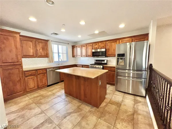$2,600 | 4793 Hampstead Heath Court, Las Vegas, NV 89130