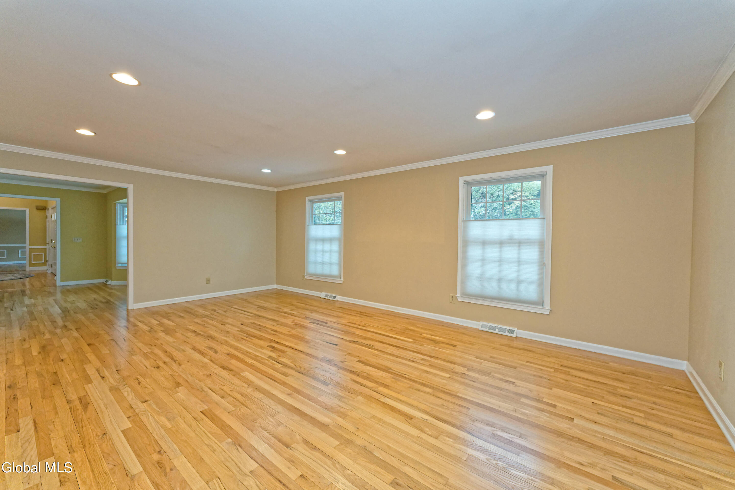 10 Birch Hill Road Albany, NY 12211 - Photo 13 of 66 Living Room