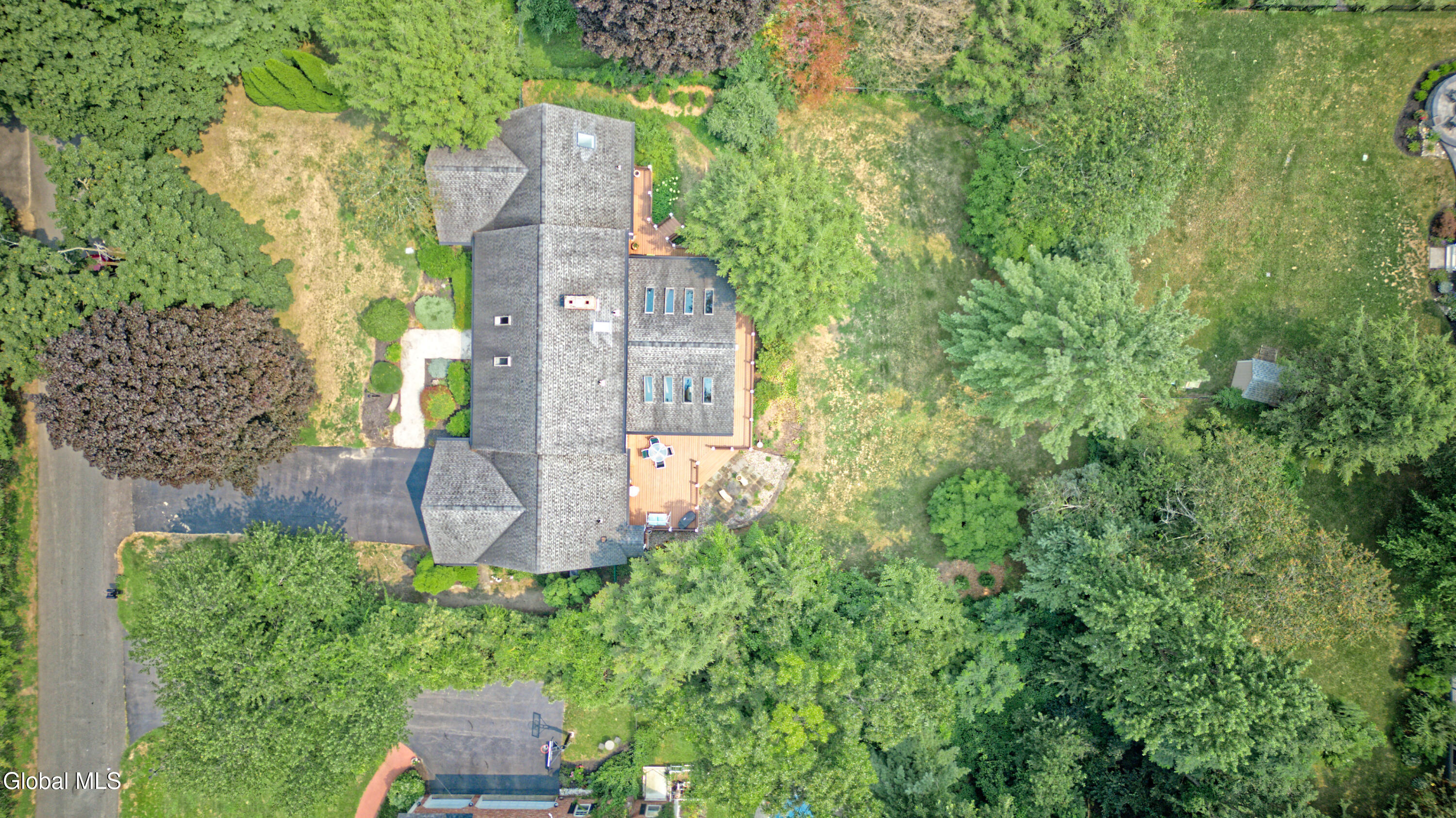 10 Birch Hill Road Albany, NY 12211 - Photo 66 of 66 Air Yard 5