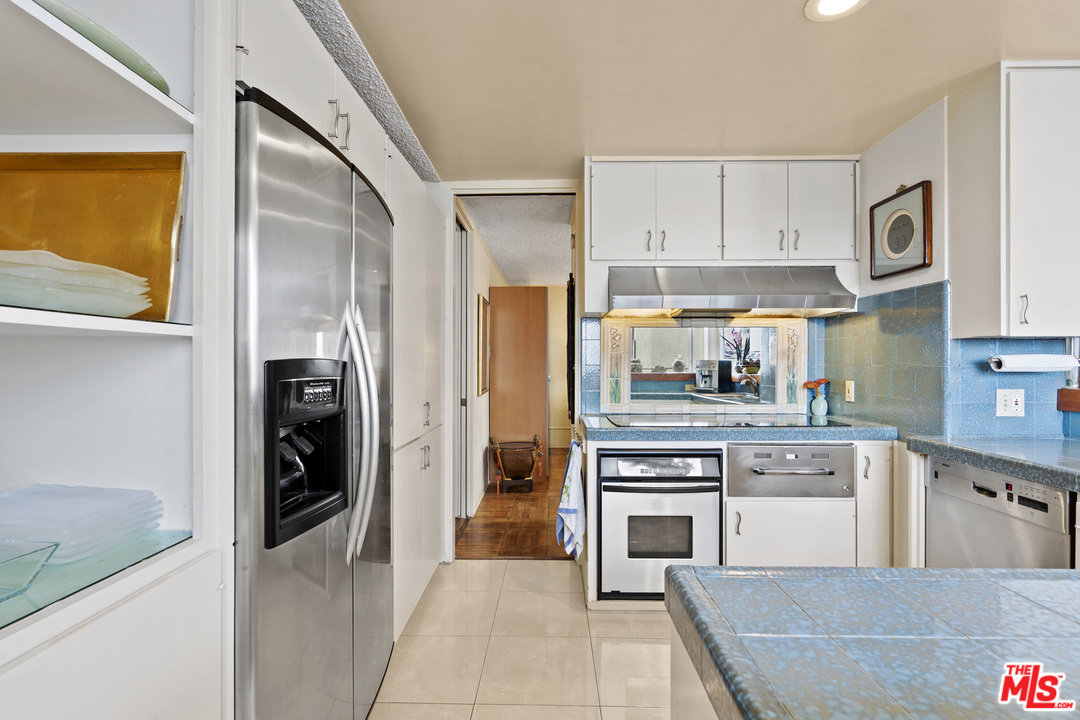 14 Westwind Street Marina del Rey, CA 90292 - Photo 15 of 54