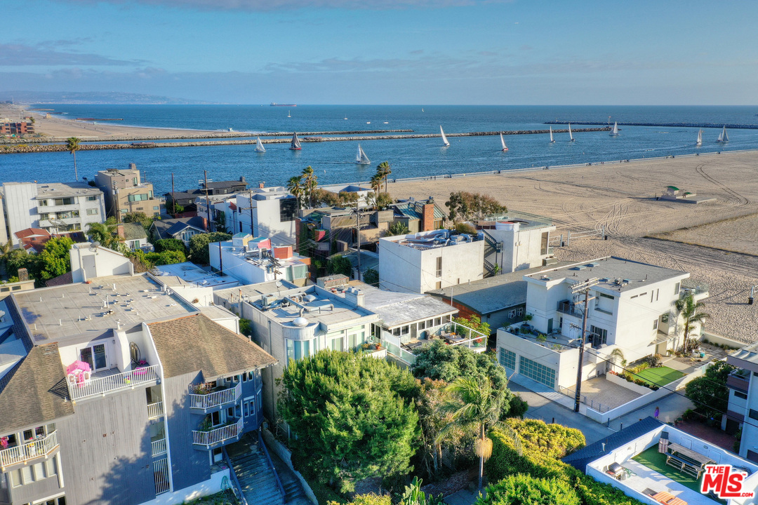 14 Westwind Street Marina del Rey, CA 90292 - Photo 3 of 54