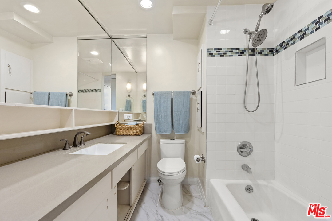 14 Westwind Street Marina del Rey, CA 90292 - Photo 30 of 54