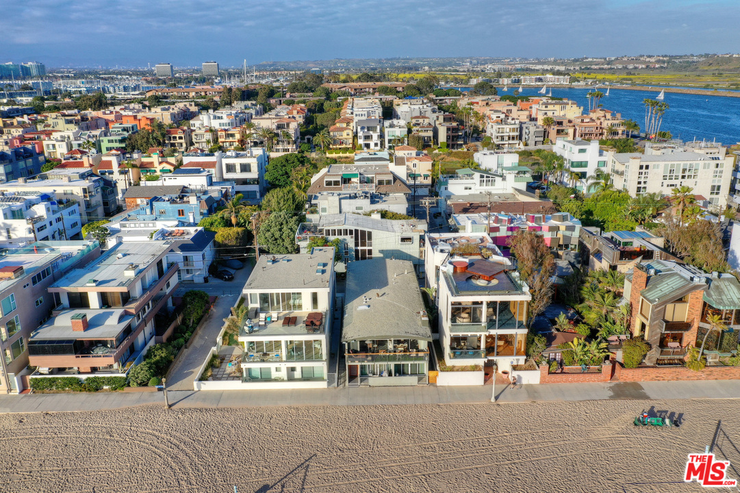 14 Westwind Street Marina del Rey, CA 90292 - Photo 4 of 54