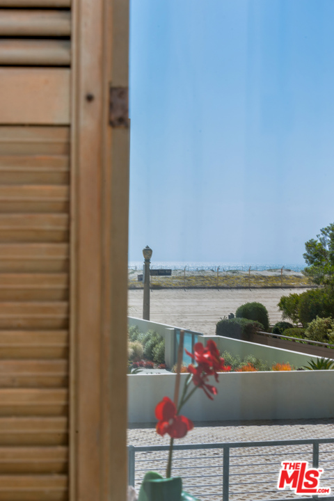 14 Westwind Street Marina del Rey, CA 90292 - Photo 34 of 54