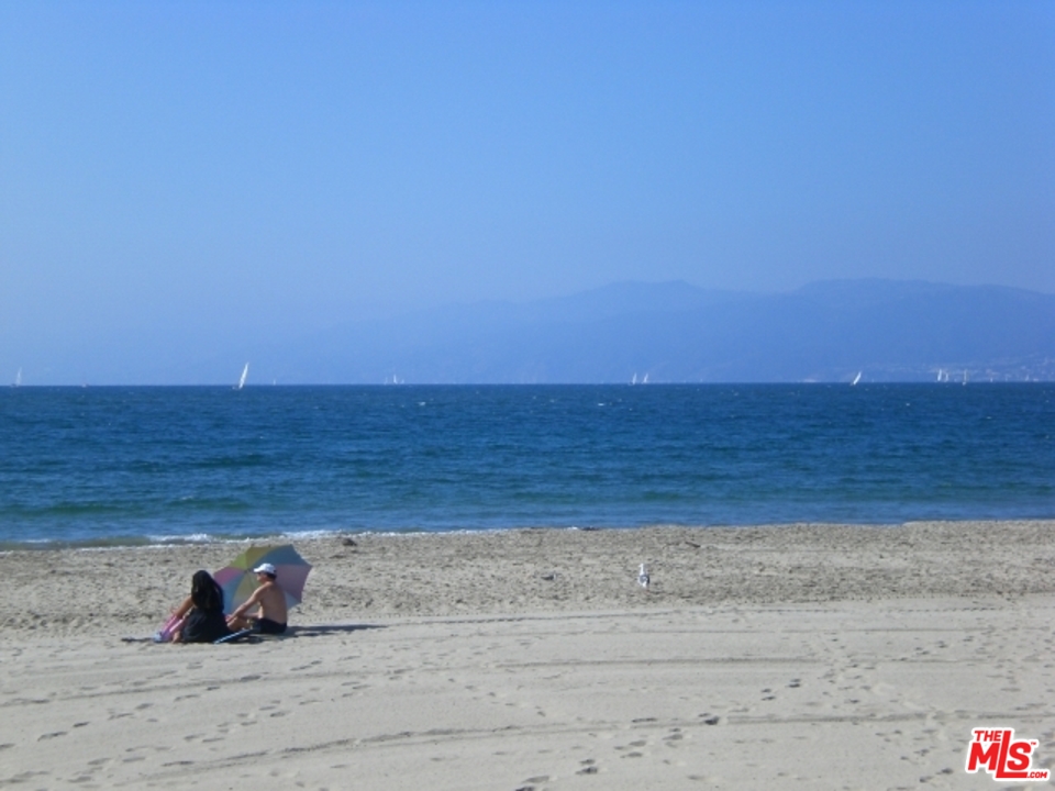 14 Westwind Street Marina del Rey, CA 90292 - Photo 5 of 54