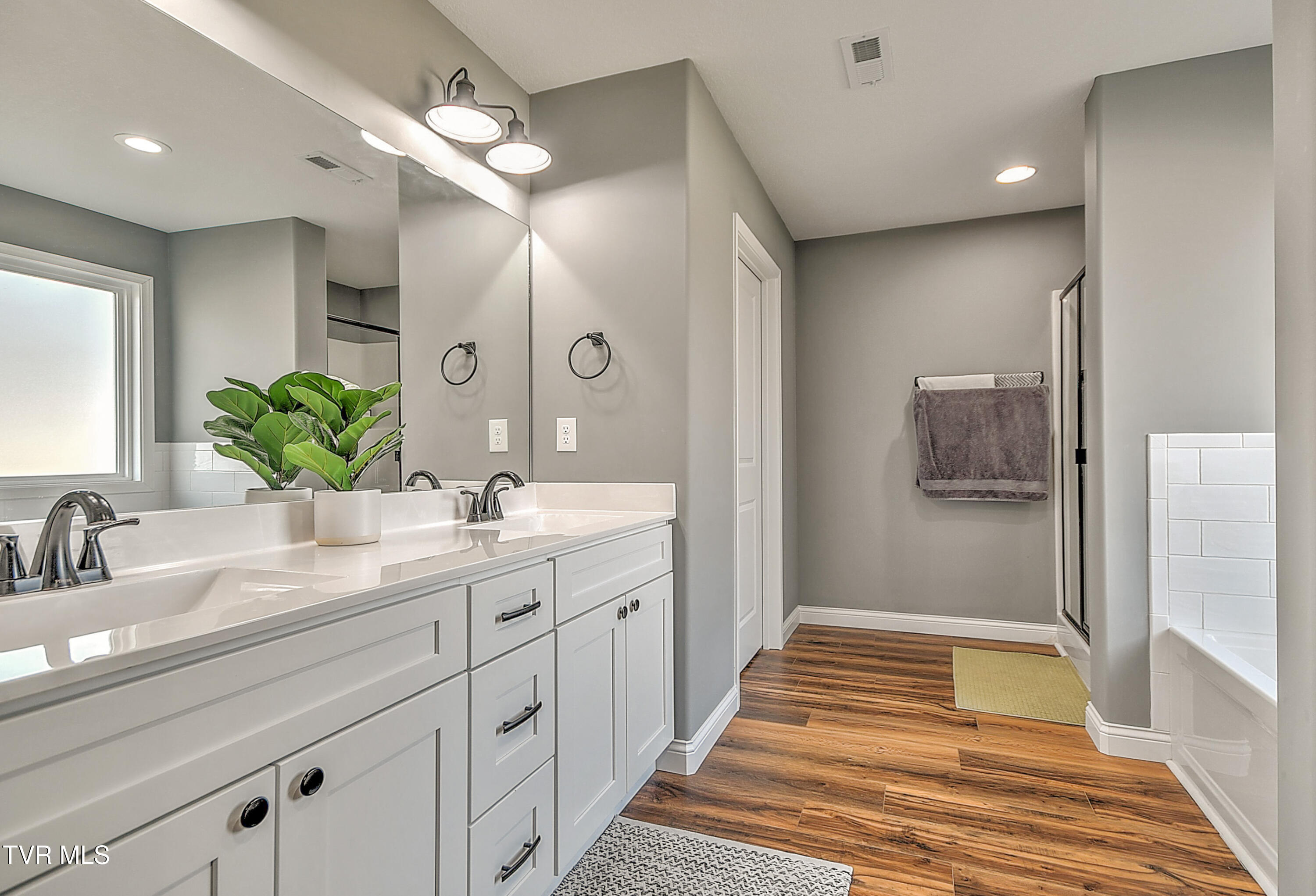 1975 Erwin Highway Greeneville, TN 37745 - Photo 33 of 42 1975 Erwin Hwy CC-36