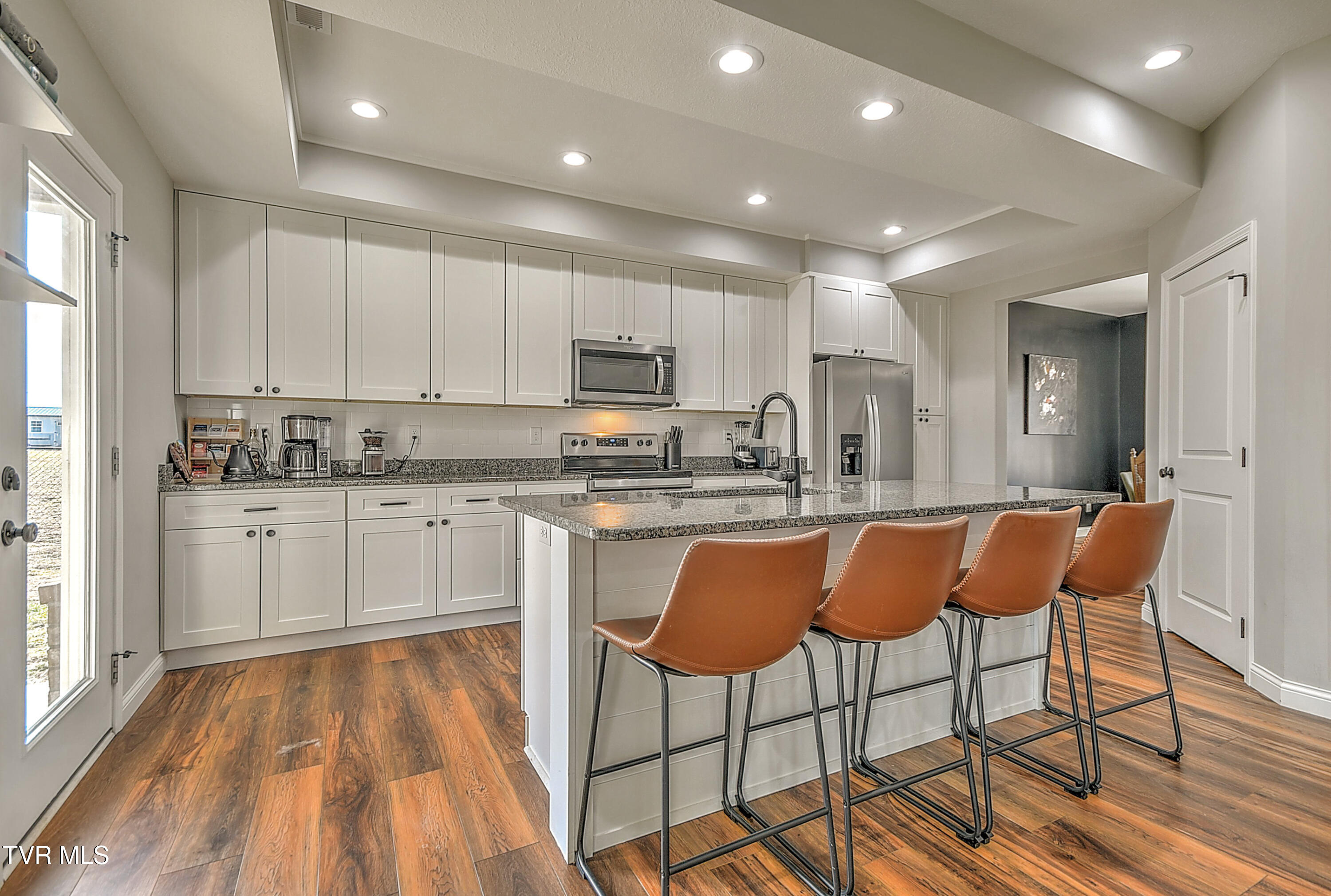 1975 Erwin Highway Greeneville, TN 37745 - Photo 8 of 42 1975 Erwin Hwy CC-11