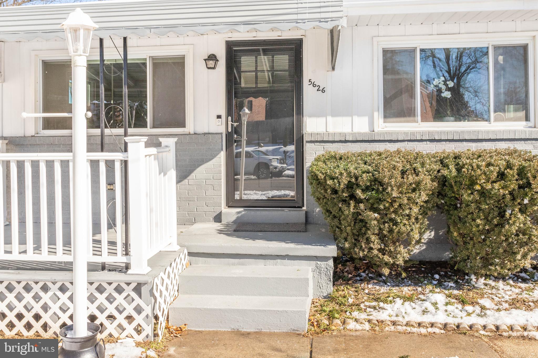 5626 Johnnycake Road Baltimore, MD 21207 - Photo 4 of 41