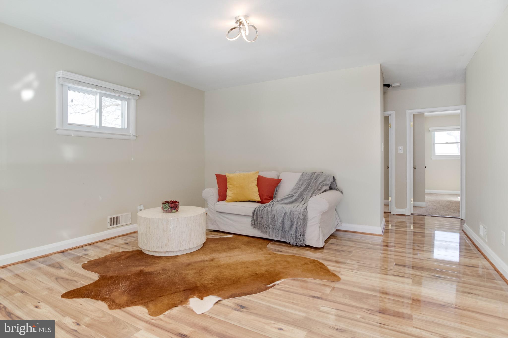 5626 Johnnycake Road Baltimore, MD 21207 - Photo 8 of 41