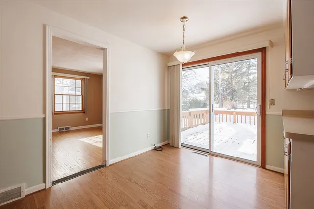 $275,000 | 27 Lincolnshire Road, Webster, NY 14580