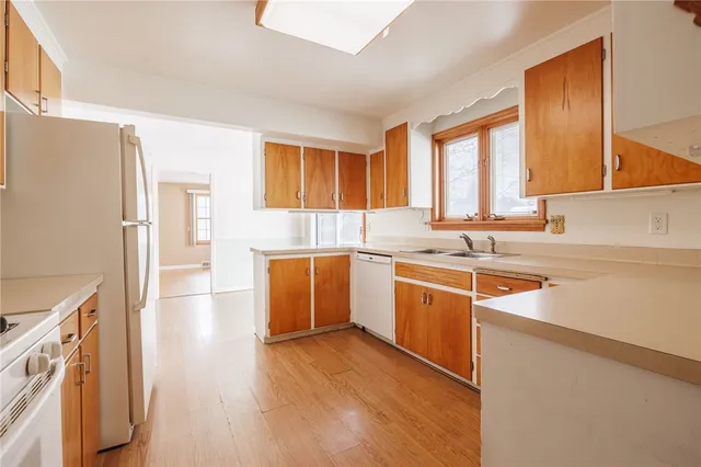 $275,000 | 27 Lincolnshire Road, Webster, NY 14580