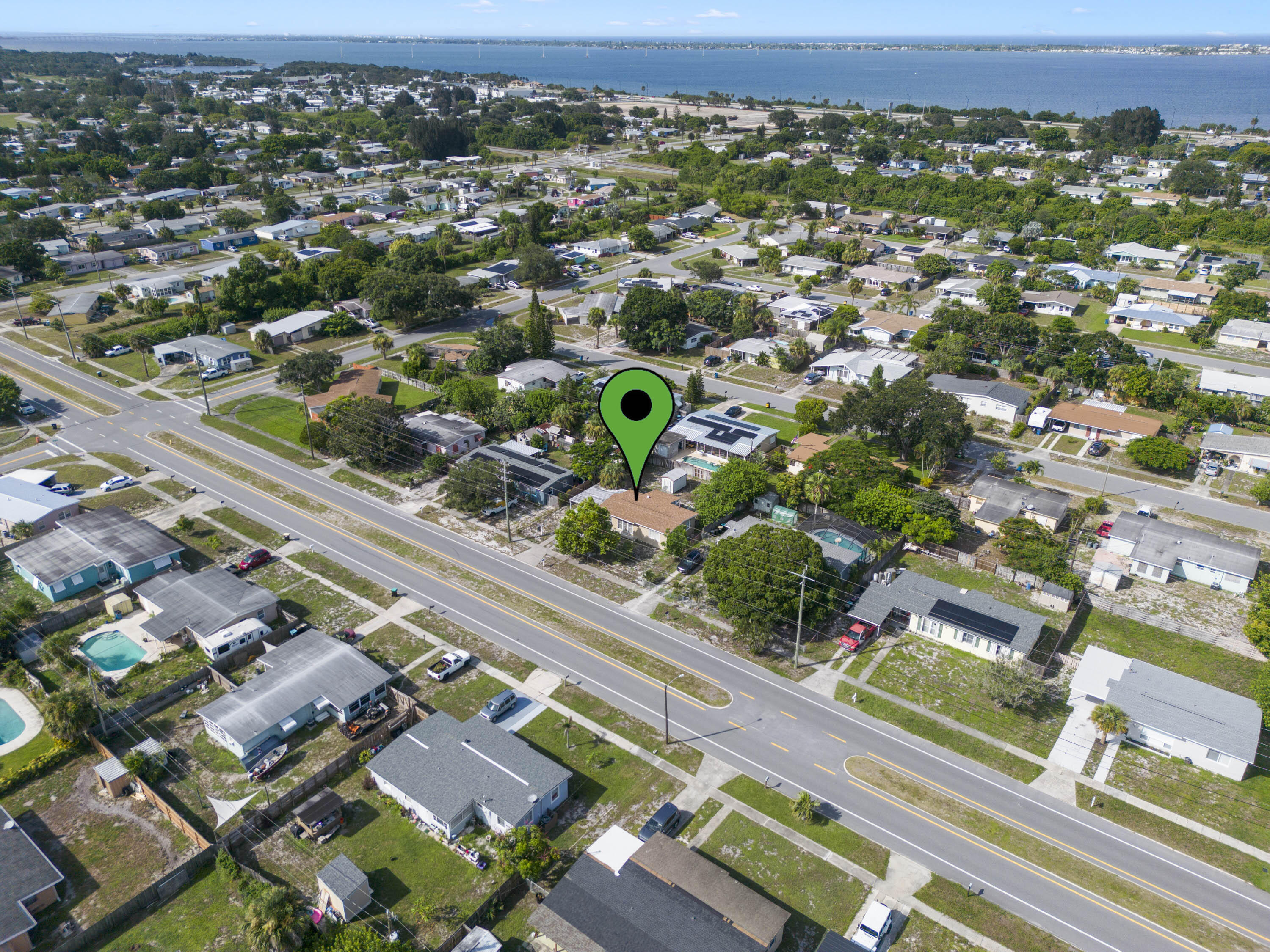 939 Bianca Drive Northeast Palm Bay, FL 32905 - Photo 25 of 26 an aerial view of multiple house