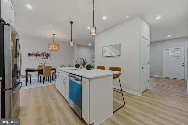 $769,900 | 6 Sheldon Drive, Newark, DE 19711