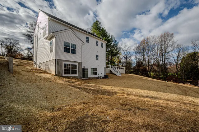 $769,900 | 6 Sheldon Drive, Newark, DE 19711