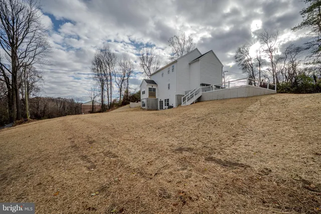 $769,900 | 6 Sheldon Drive, Newark, DE 19711