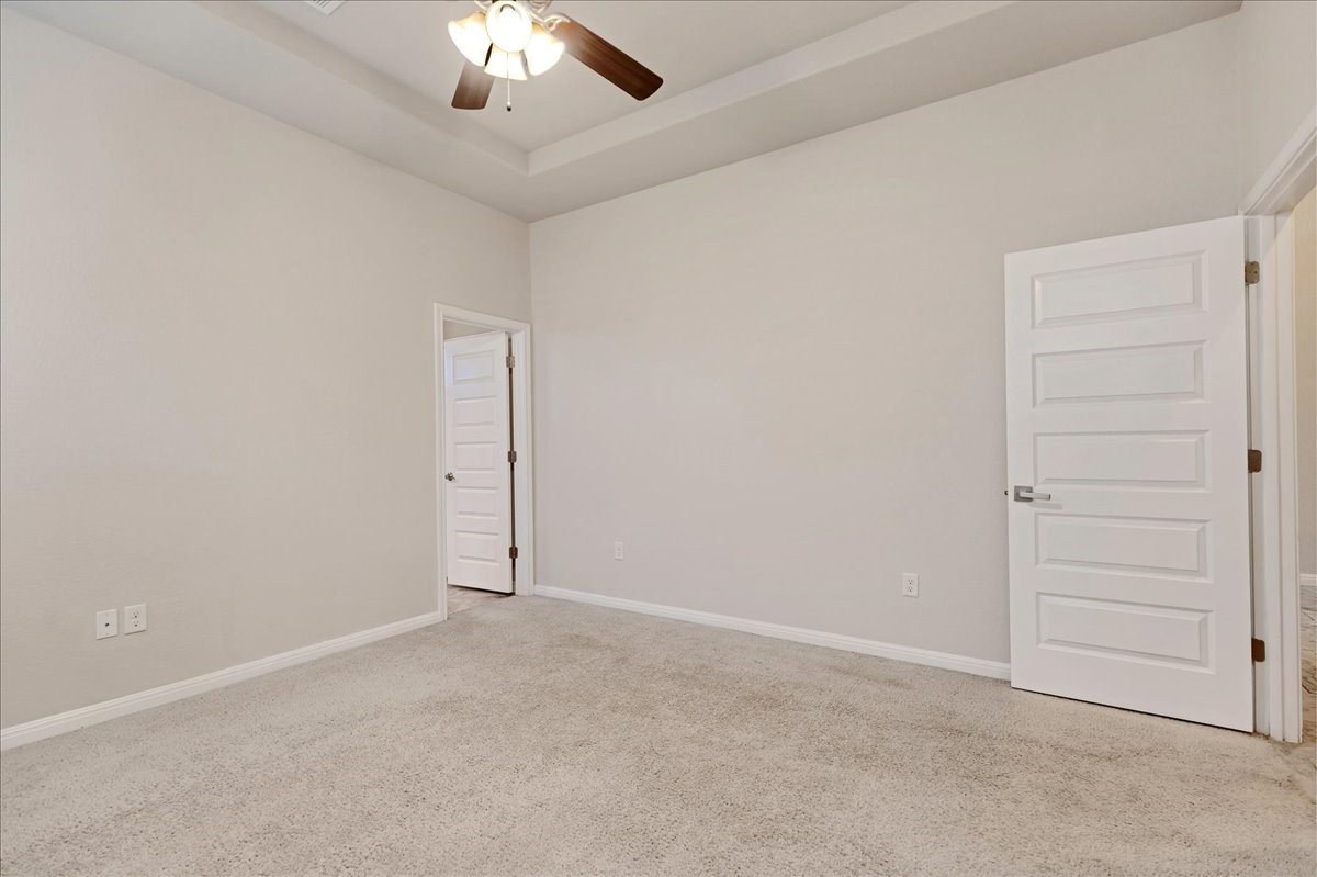 419 Gettysburg Loop Elgin, TX 78621 - Photo 21 of 35