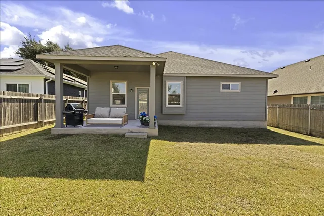 $328,990 | 419 Gettysburg Loop, Elgin, TX 78621