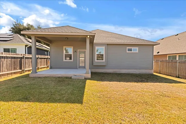 $328,990 | 419 Gettysburg Loop, Elgin, TX 78621