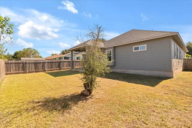 $328,990 | 419 Gettysburg Loop, Elgin, TX 78621