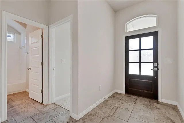 $328,990 | 419 Gettysburg Loop, Elgin, TX 78621