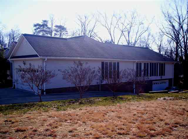609 Reid School Road Taylors, SC 29687 - Photo 4 of 23 Gallery Image 4