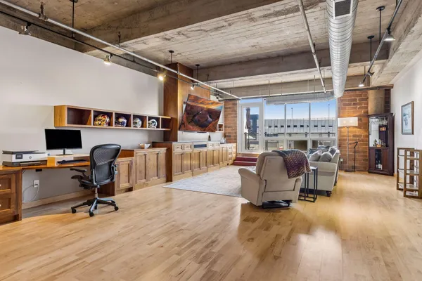 $399,000 | 901 North 3rd Street, Unit 414, Minneapolis, MN 55401