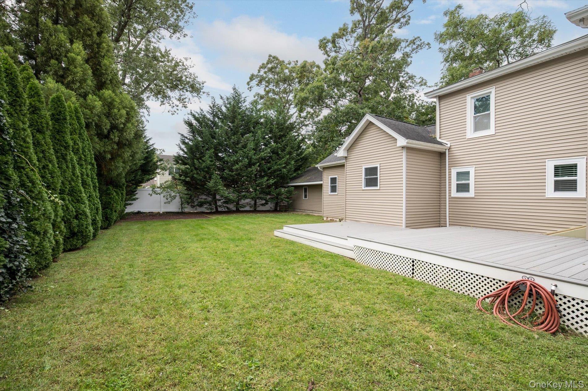 234 Foxhurst Road Oceanside, NY 11572 - Photo 25 of 29 Gallery Image 25
