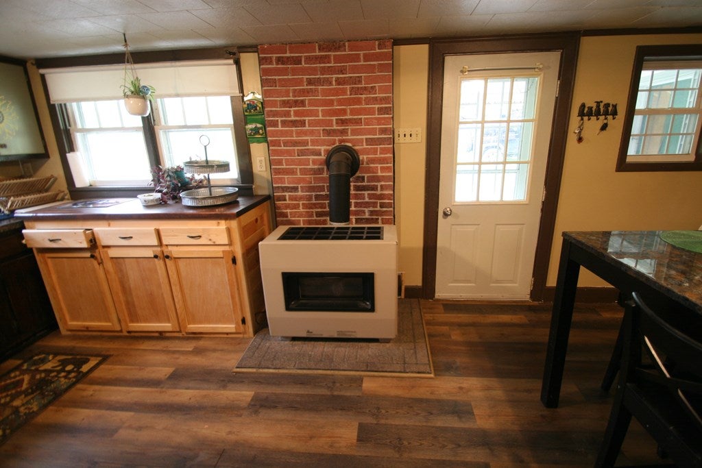 15754 Blacklog Valley Road Orbisonia, PA 17243 - Photo 16 of 32 Gallery Image 16