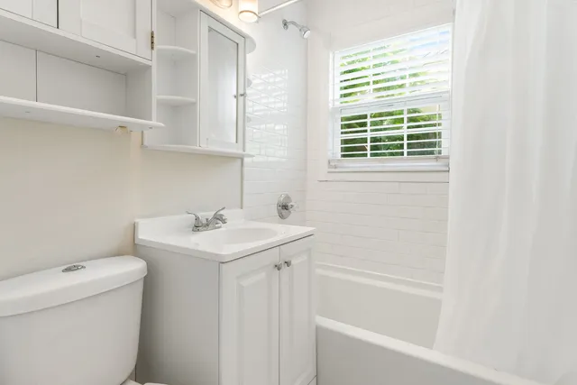 $585,000 | 201 West Potomac Avenue, Lombard, IL 60148